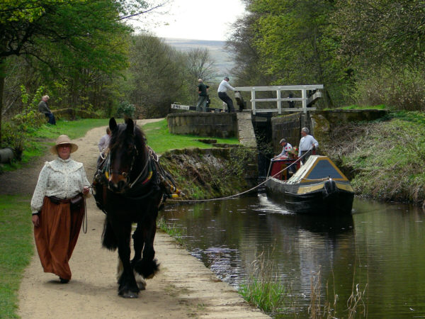 Huddersfield Narrow Canal