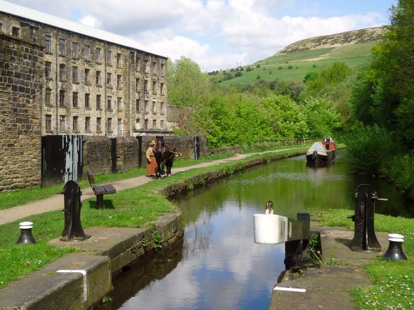 Maria on the Huddersfield Narrow